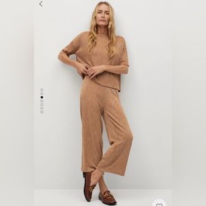 Mango Corduroy Set (short sleeve + trousers)